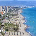 New Centro Τορρεμολίνος